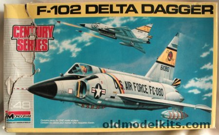 Monogram 1/48 F-102 Delta Dagger Century Series, 5827 plastic model kit